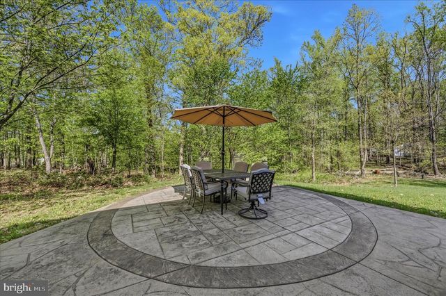 457 ROLLING LN, Harpers Ferry, WV 25425