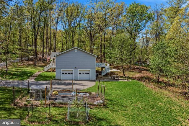 457 ROLLING LN, Harpers Ferry, WV 25425