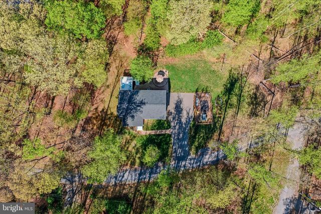 457 ROLLING LN, Harpers Ferry, WV 25425