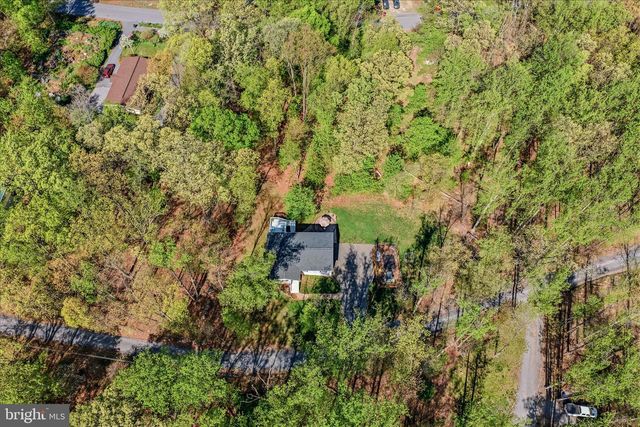 457 ROLLING LN, Harpers Ferry, WV 25425