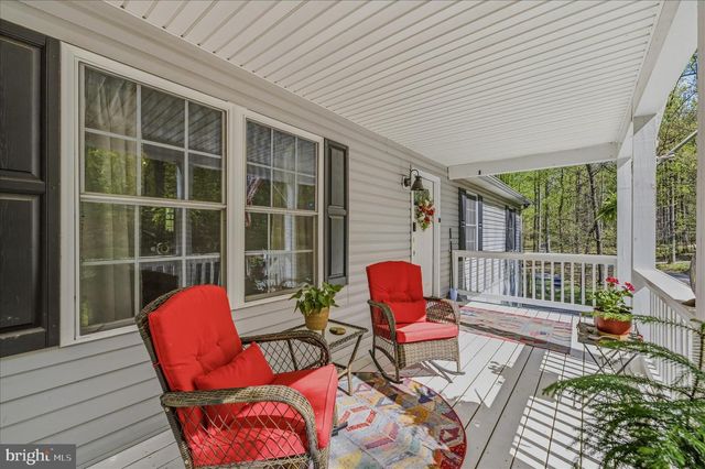 457 ROLLING LN, Harpers Ferry, WV 25425