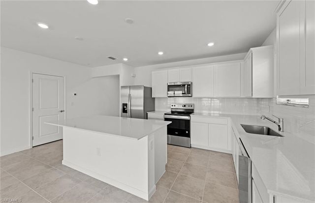 1173 Caloosa Creek DR, Labelle, FL 33935