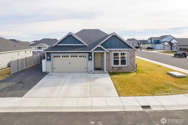 702 K St NE, Quincy, WA 98848