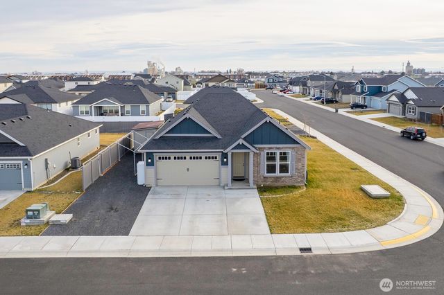 702 K St NE, Quincy, WA 98848