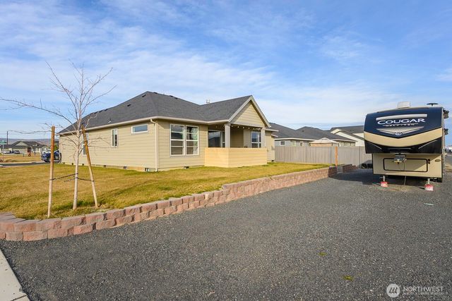 702 K St NE, Quincy, WA 98848