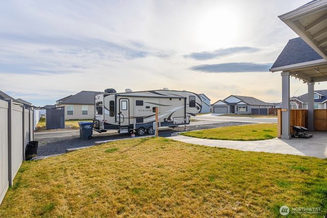 702 K St NE, Quincy, WA 98848