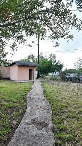 612 W Ramirez Street, Rio Grande City, TX 78582