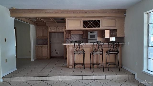 612 W Ramirez Street, Rio Grande City, TX 78582