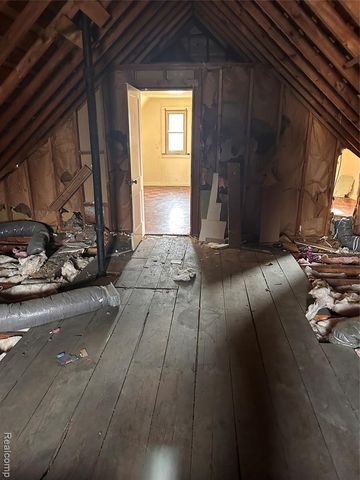 15041 Lesure Street, Detroit, MI 48227