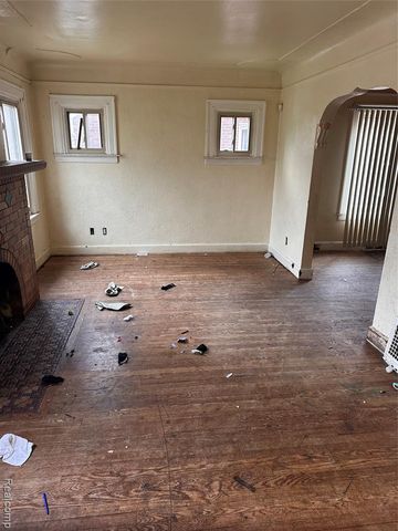 15041 Lesure Street, Detroit, MI 48227