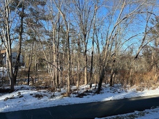 189 Littleton Road 15, Chelmsford, MA 01824