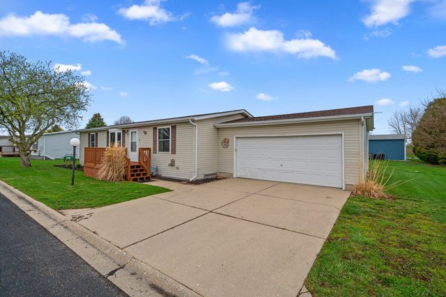 216 Meadowlark Lane, Sandwich, IL 60548