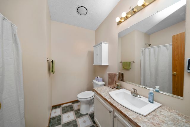 216 Meadowlark Lane, Sandwich, IL 60548