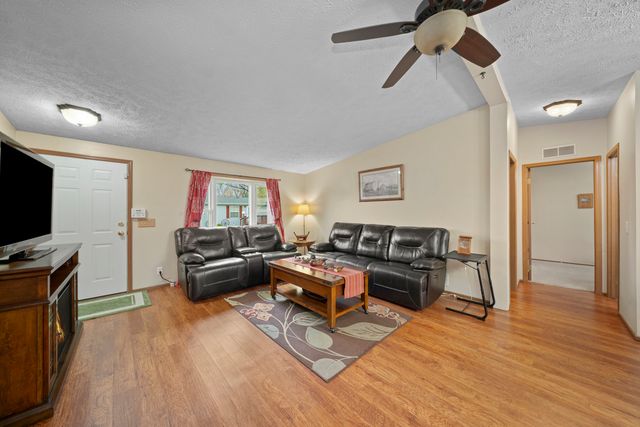 216 Meadowlark Lane, Sandwich, IL 60548