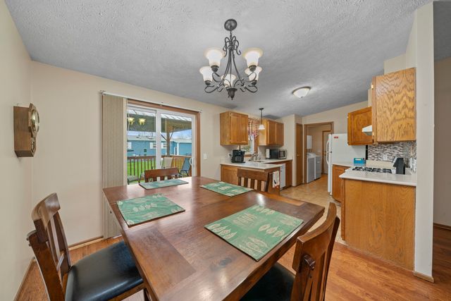 216 Meadowlark Lane, Sandwich, IL 60548