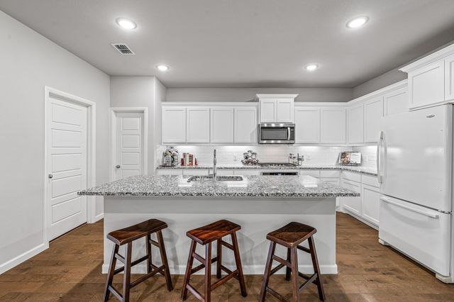 5532 Santa Elena Court, Fort Worth, TX 76126