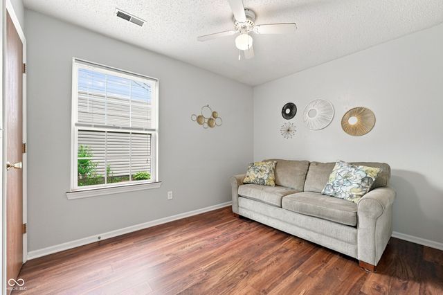 2915 Driving Wind Way, Indianapolis, IN 46268