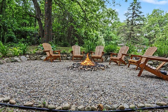 4179 S 5th Street, Kalamazoo, MI 49009