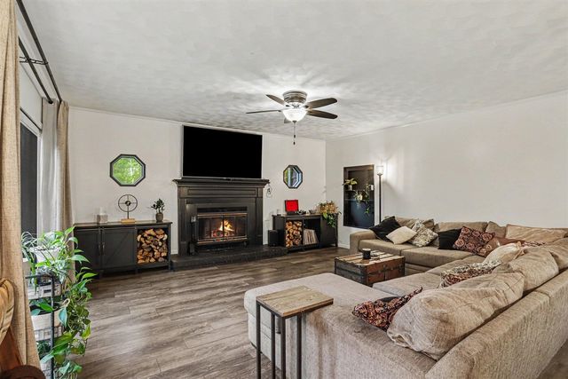 4179 S 5th Street, Kalamazoo, MI 49009