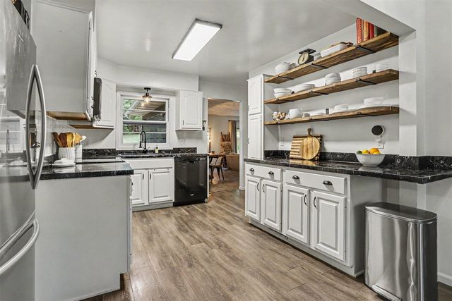 4179 S 5th Street, Kalamazoo, MI 49009