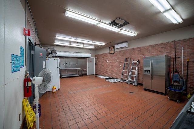 1520 Lomas Boulevard NW, Albuquerque, NM 87104