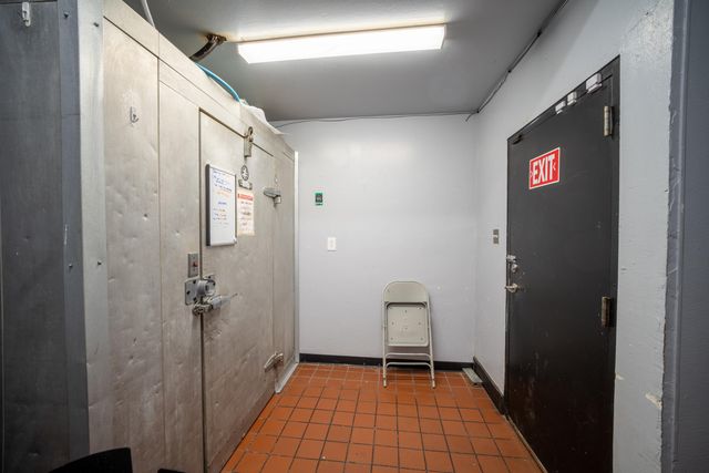 1520 Lomas Boulevard NW, Albuquerque, NM 87104