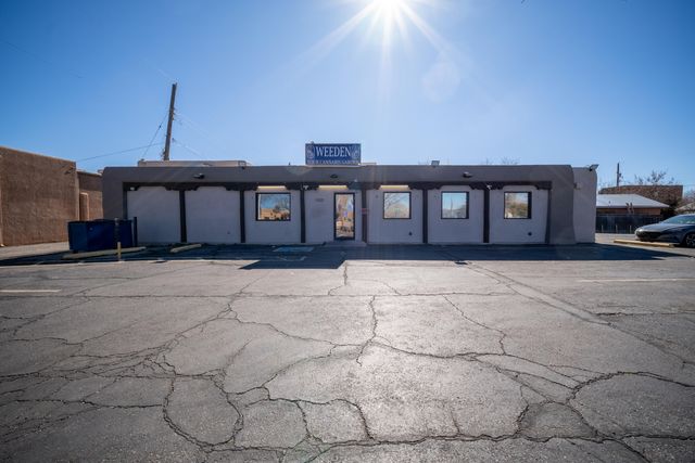 1520 Lomas Boulevard NW, Albuquerque, NM 87104