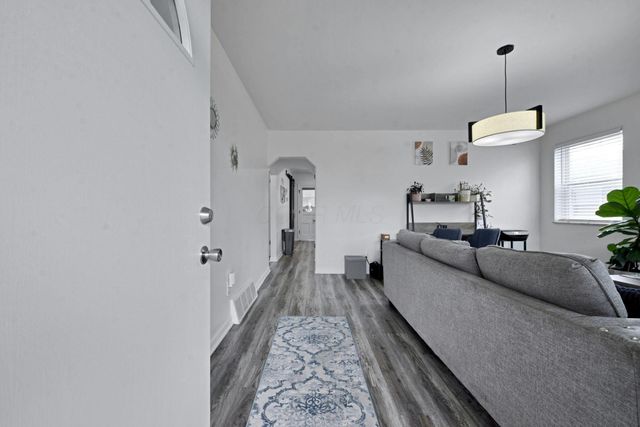 1576 Linwood Avenue, Columbus, OH 43207