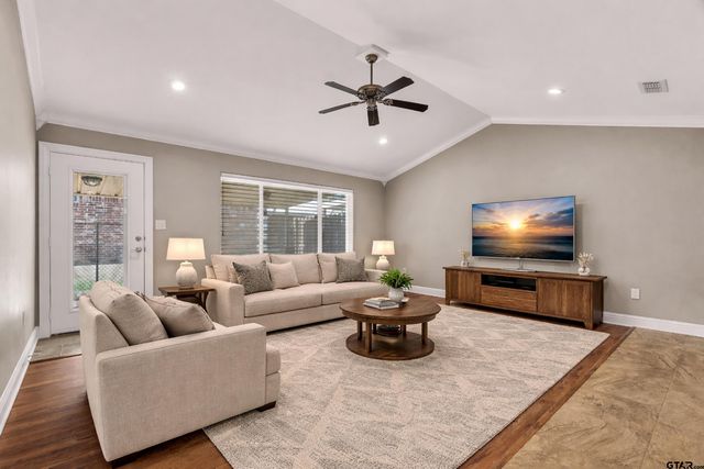 1803 Yellowstone Dr., Longview, TX 75605