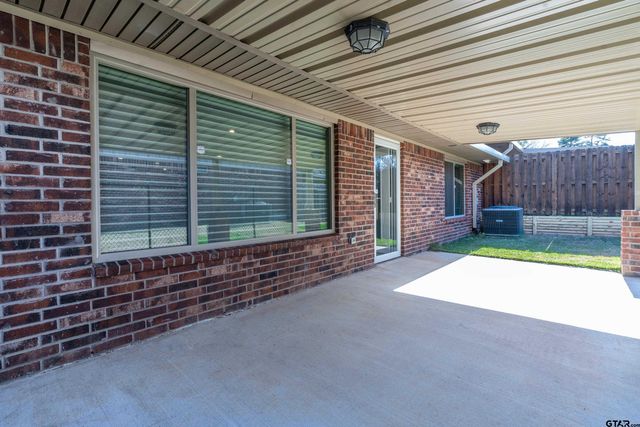 1803 Yellowstone Dr., Longview, TX 75605