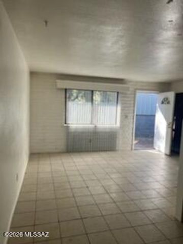 3403 N Flanwill Boulevard, Tucson, AZ 85716