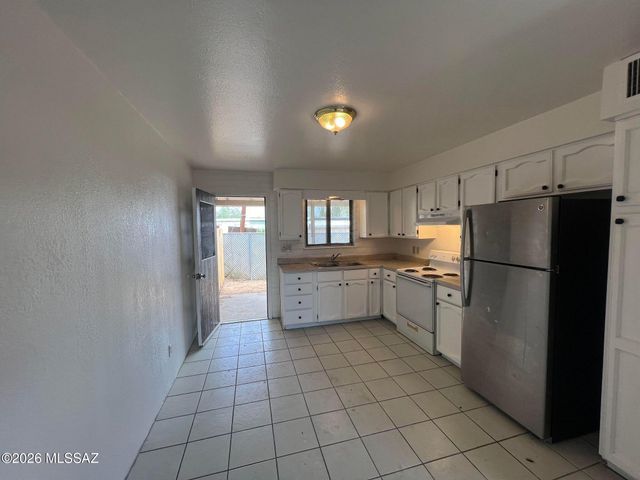 3403 N Flanwill Boulevard, Tucson, AZ 85716