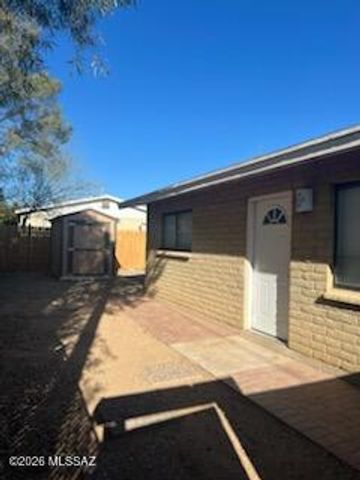 3403 N Flanwill Boulevard, Tucson, AZ 85716
