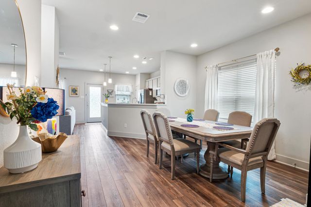 2301 Local Rebel LOOP, Leander, TX 78641