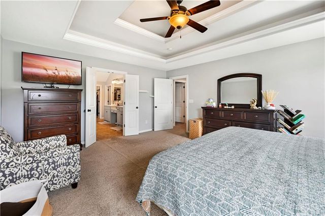 11015 Kane Drive, Kansas City, KS 66109