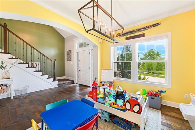 11015 Kane Drive, Kansas City, KS 66109
