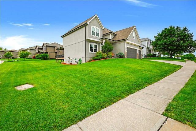 11015 Kane Drive, Kansas City, KS 66109