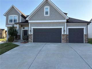 11015 Kane Drive, Kansas City, KS 66109