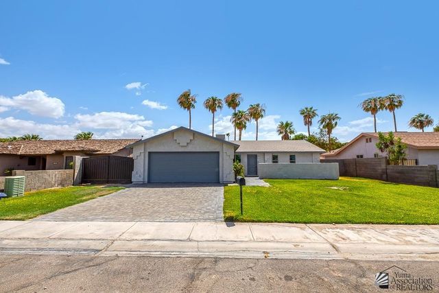 2413 S 27 AVE, Yuma, AZ 85364