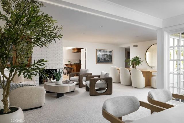 1430 Lincoln, Newport Beach, CA 92660