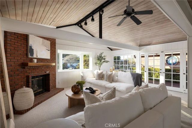 1430 Lincoln, Newport Beach, CA 92660