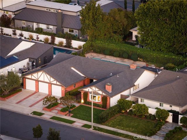 1430 Lincoln, Newport Beach, CA 92660