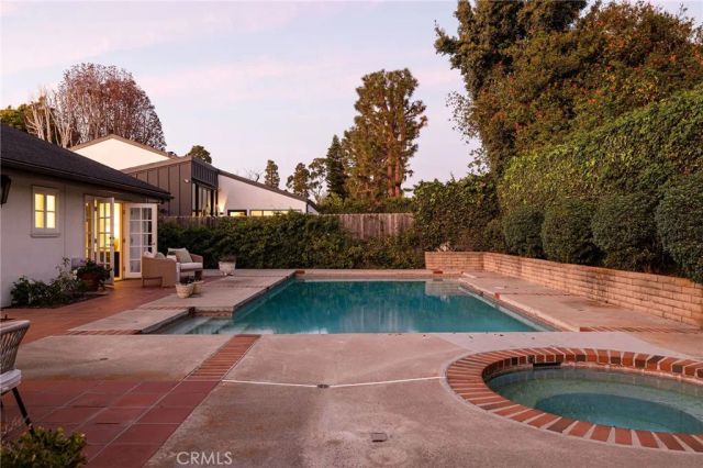 1430 Lincoln, Newport Beach, CA 92660