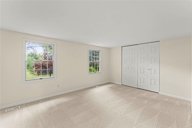 354 Ramada Drive, Upper St Clair, PA 15241