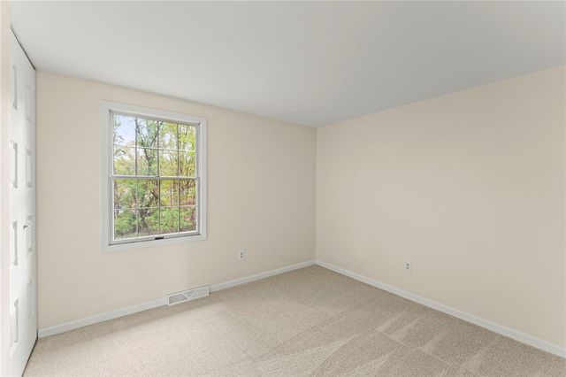 354 Ramada Drive, Upper St Clair, PA 15241