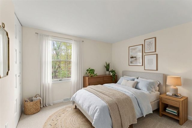 354 Ramada Drive, Upper St Clair, PA 15241