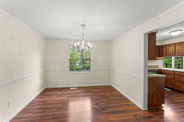 354 Ramada Drive, Upper St Clair, PA 15241