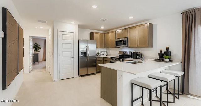 2139 W Roselle Avenue, Apache Junction, AZ 85120