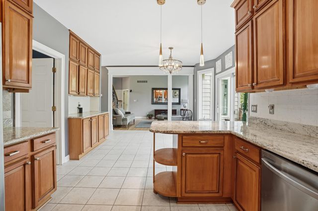 10629 Erie Drive, Crown Point, IN 46307