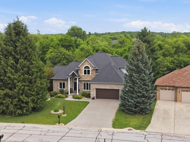 10629 Erie Drive, Crown Point, IN 46307